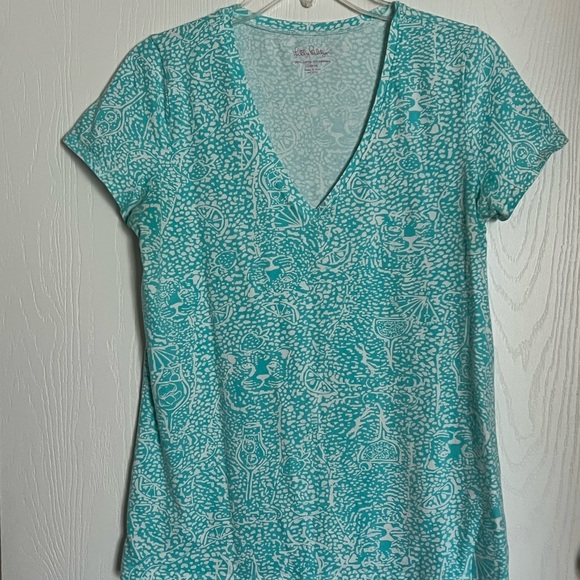 Lilly Pulitzer Turquoise Patterned V-Neck Tee - Picture 1 of 6